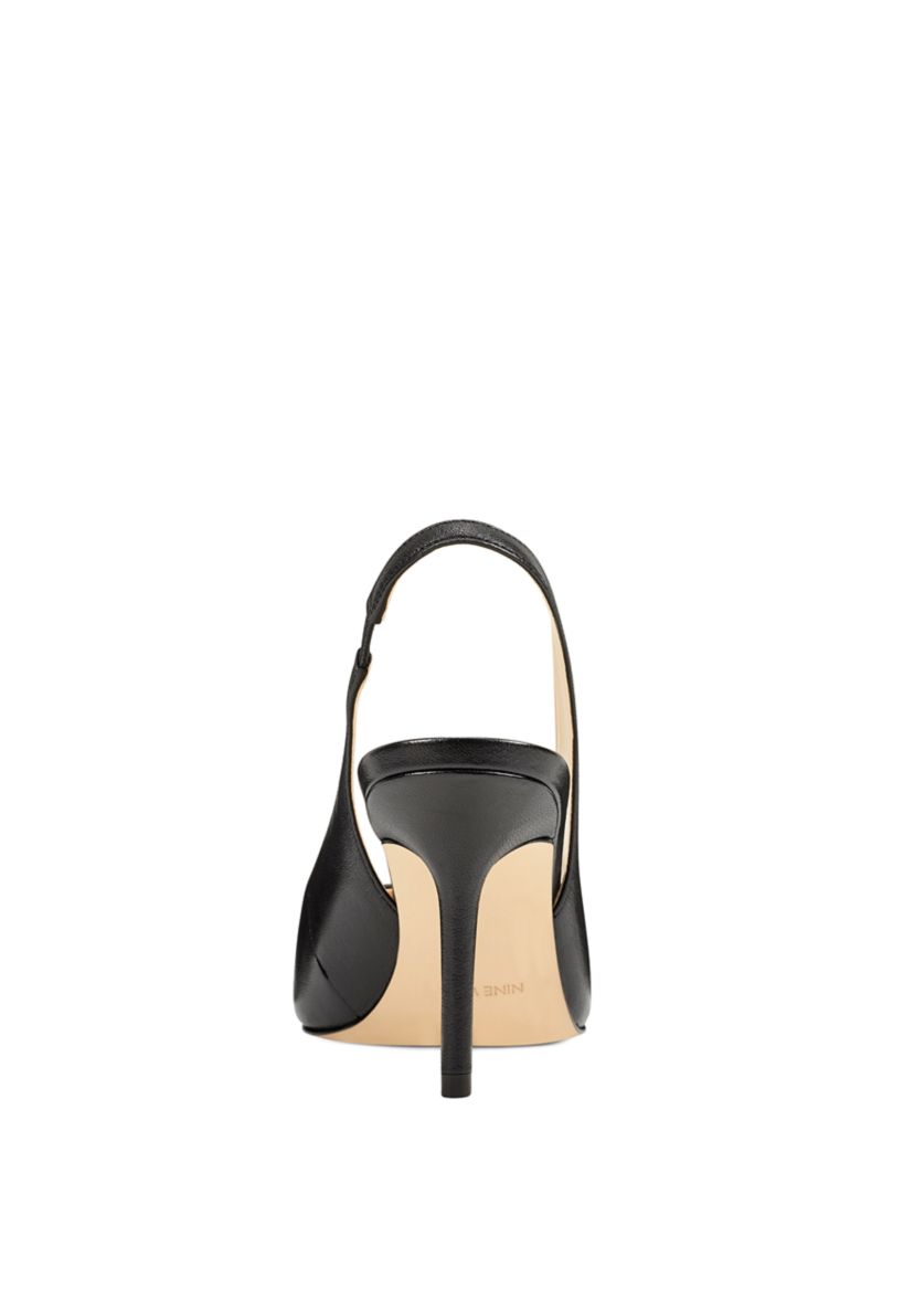 Holly Pumps