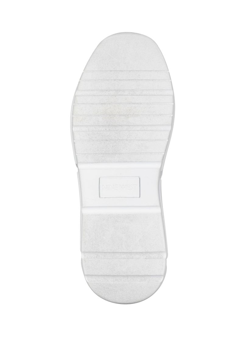 Raylin Sneakers