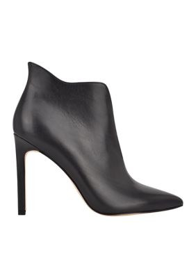 tila dress booties