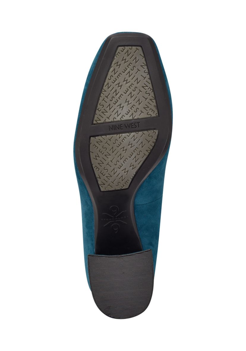Vibe 9X9 Block Heel Pumps