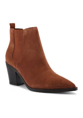 nine west wyllis bootie