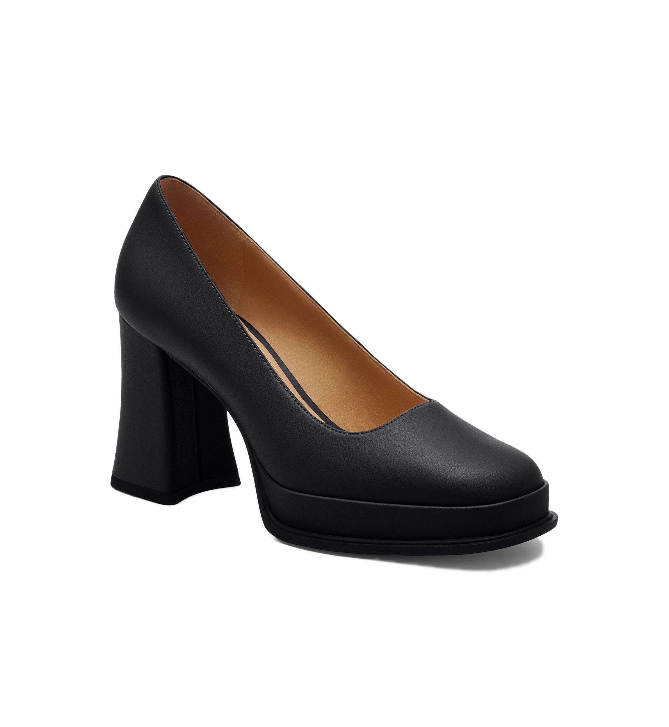 Sculpted C Pumps