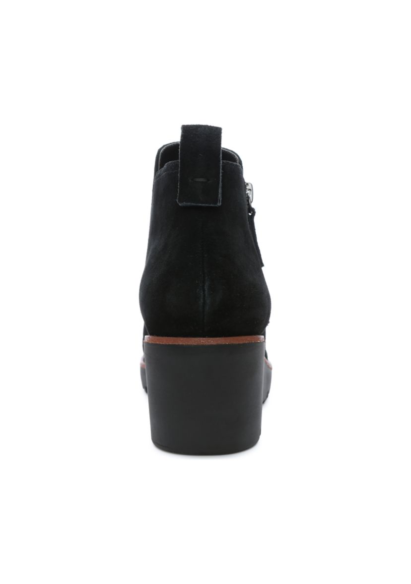Evolve Booties