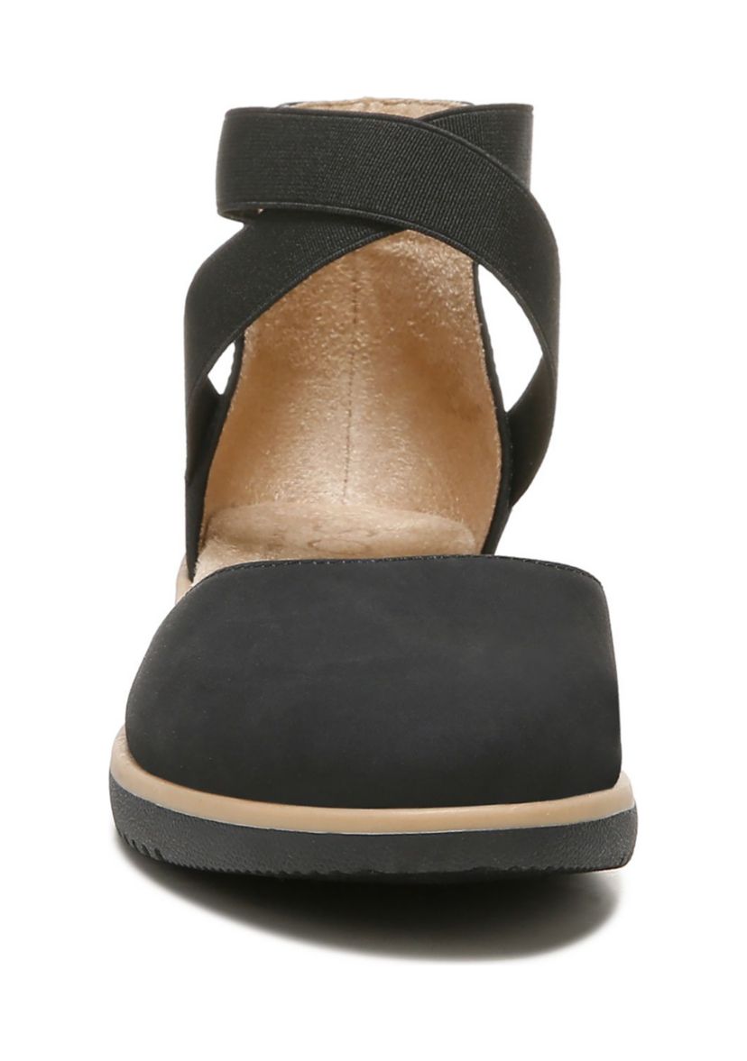 Intro Slip On