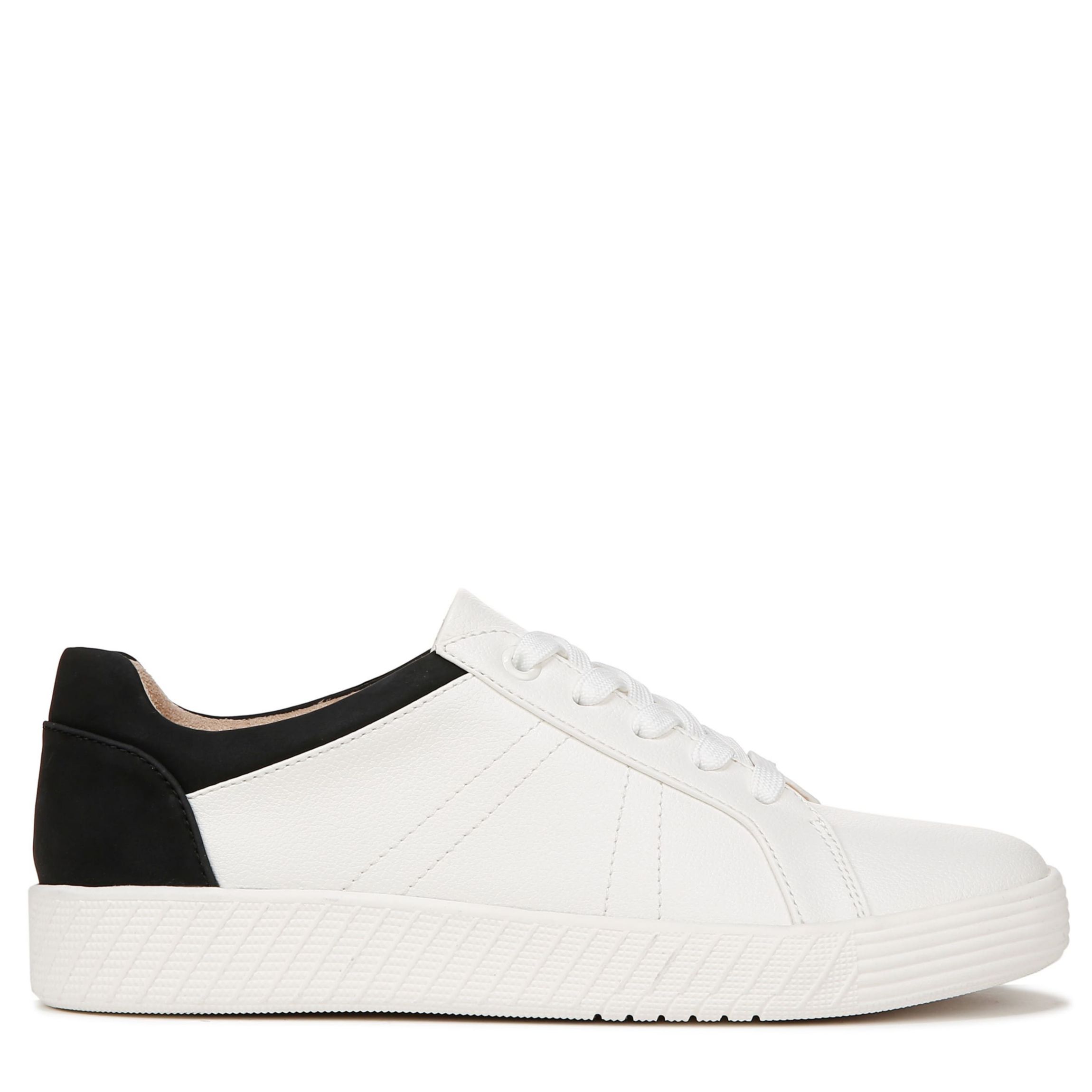 Neela Sneaker