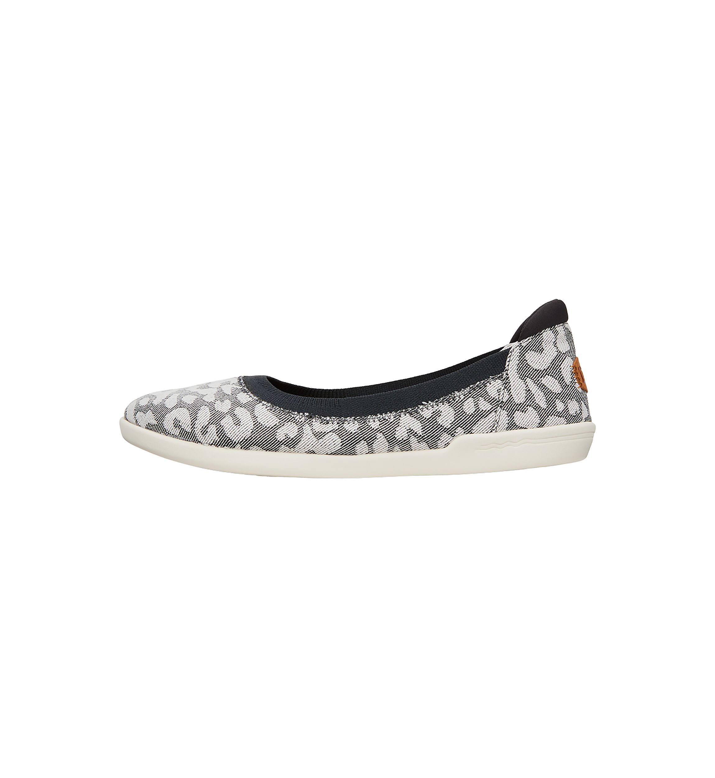Savannah Slip On Classic Flats