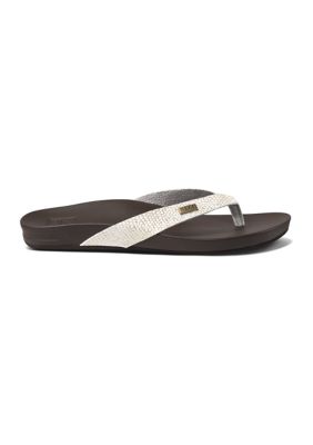 Cushion Court Thong Sandals