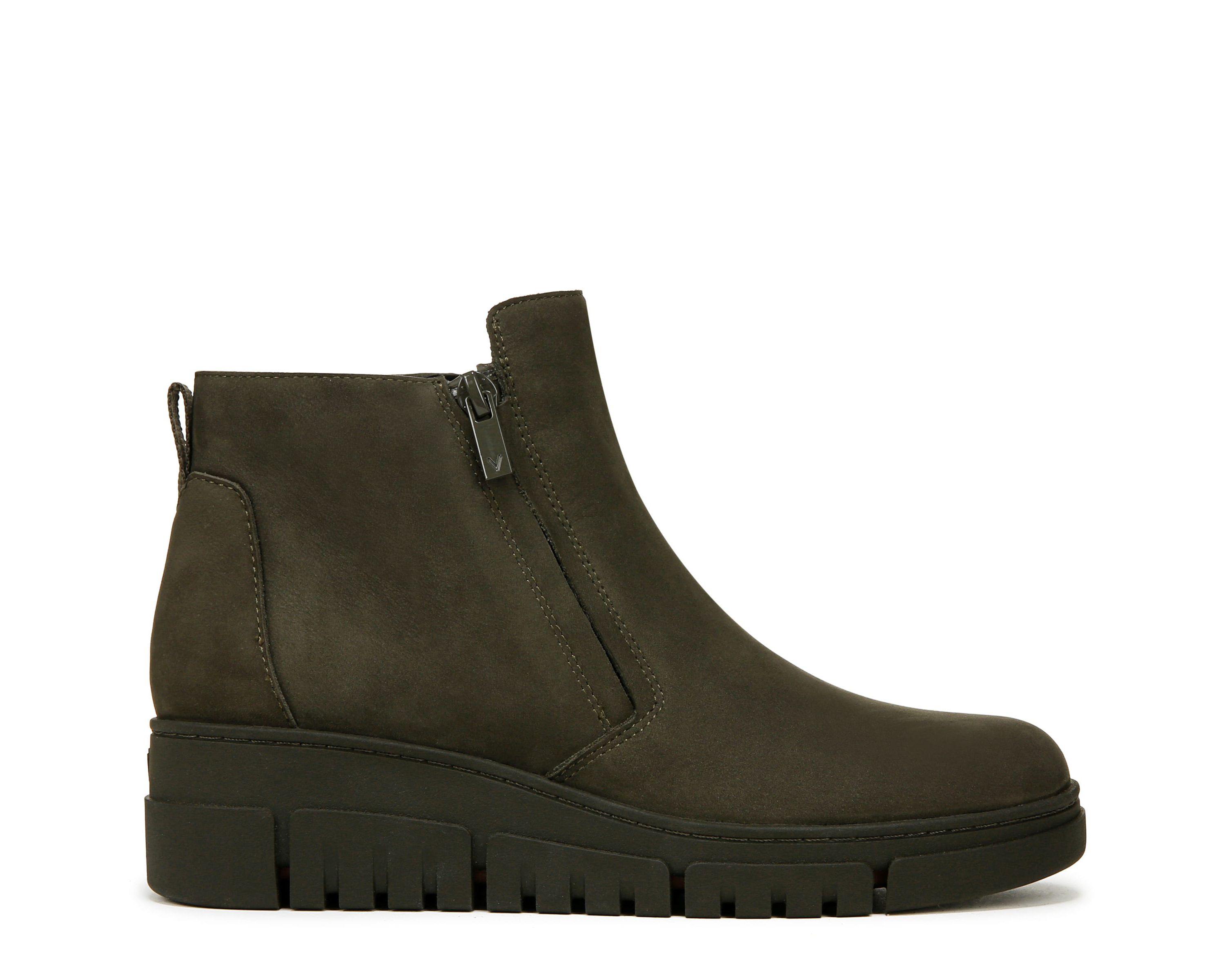 Uptown Sur Wedge Boot