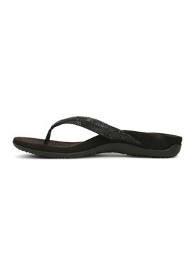 Belk - Win the Weekend with $17 sandals from Yellow Box