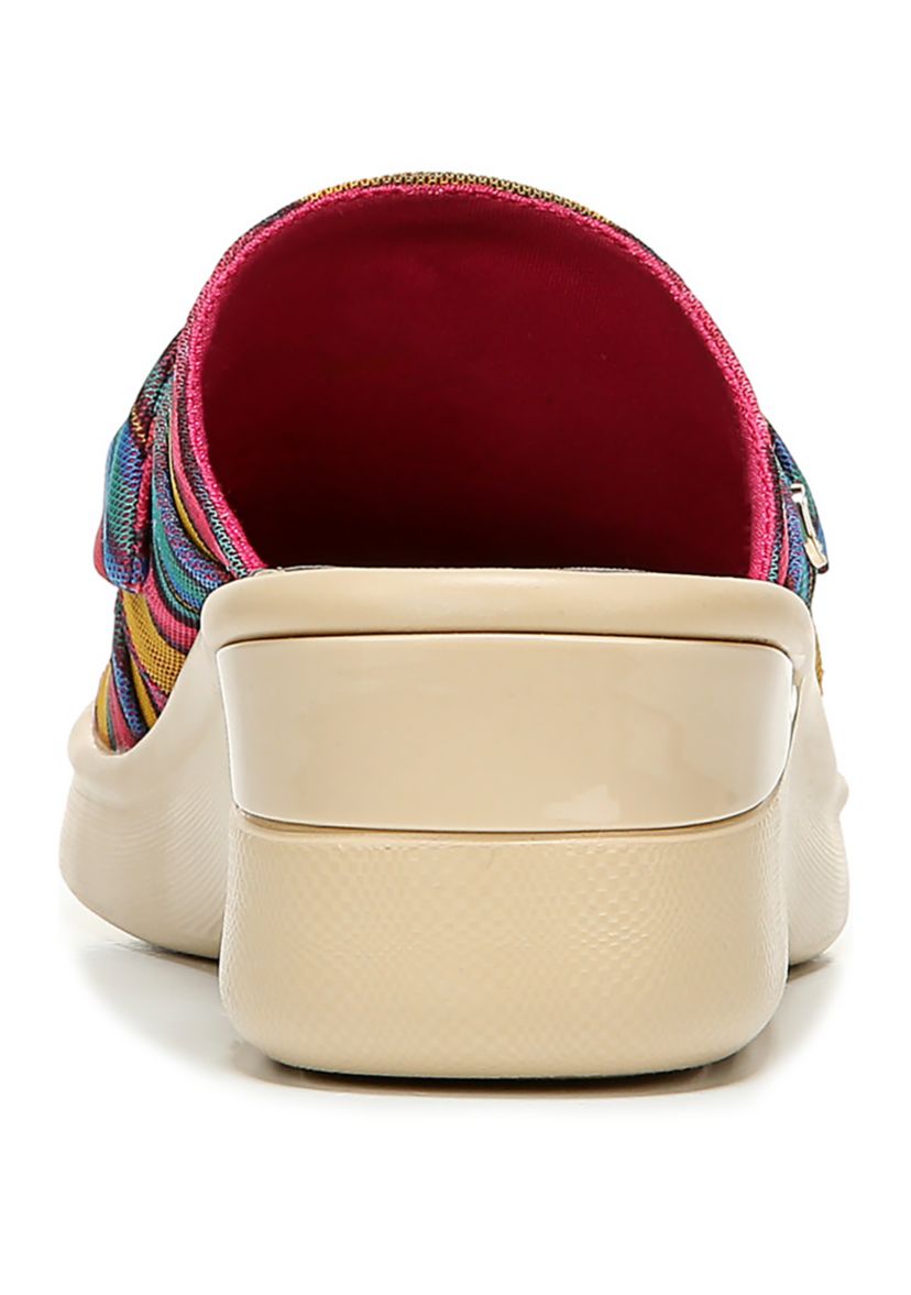 Smile Wedge Sandal
