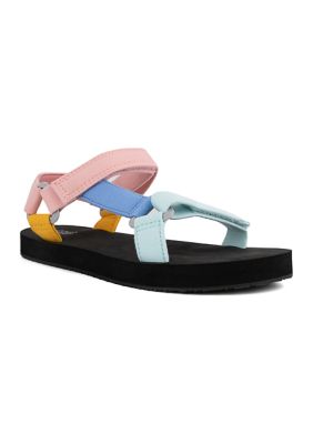 Hibbett sports flip on sale flops