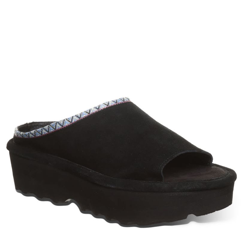 Navigate Sandals