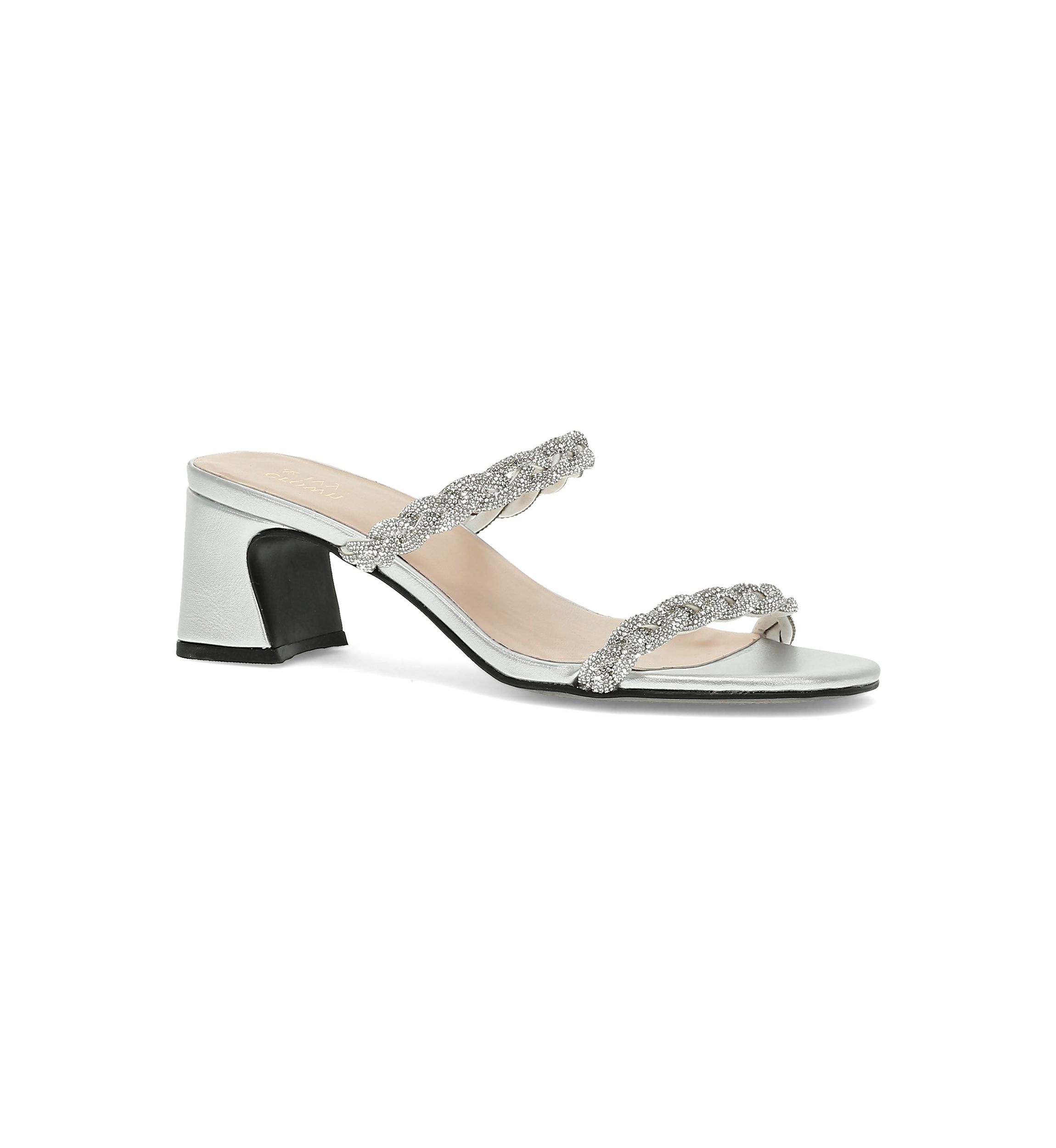Tayven Heels