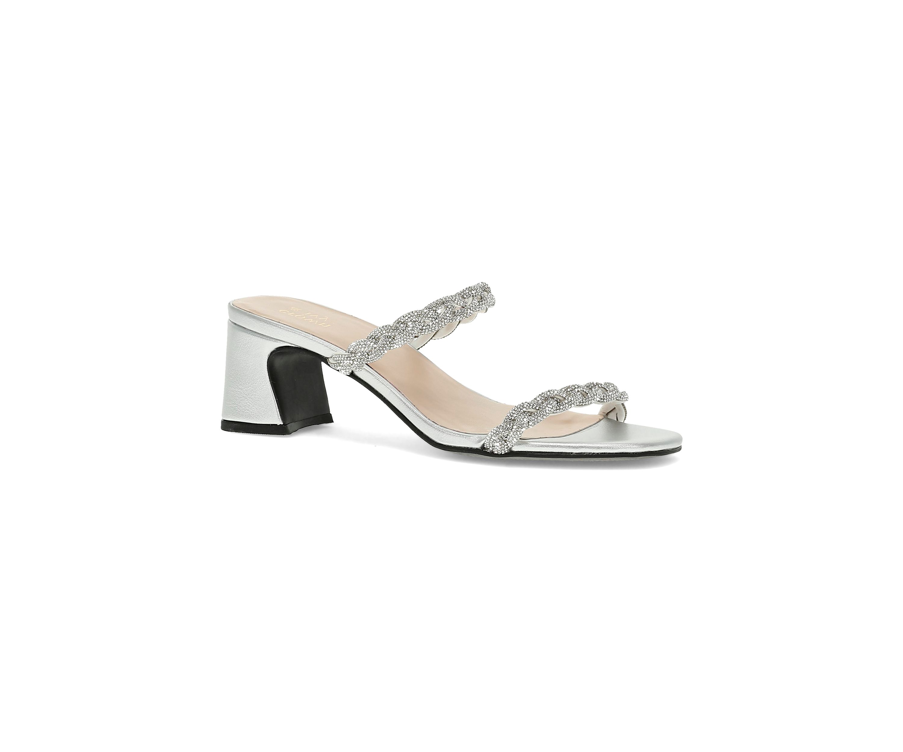 Tayven Heels