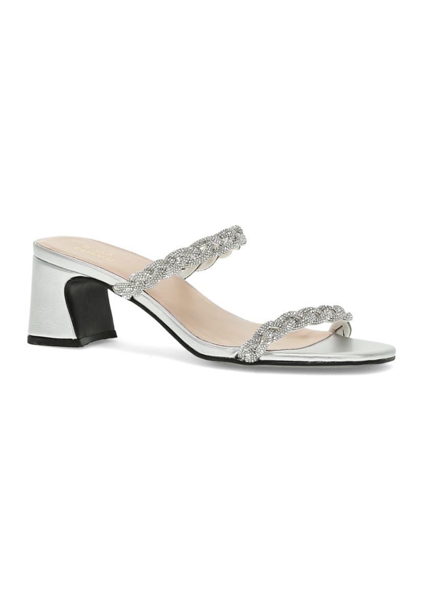Tayven Heels
