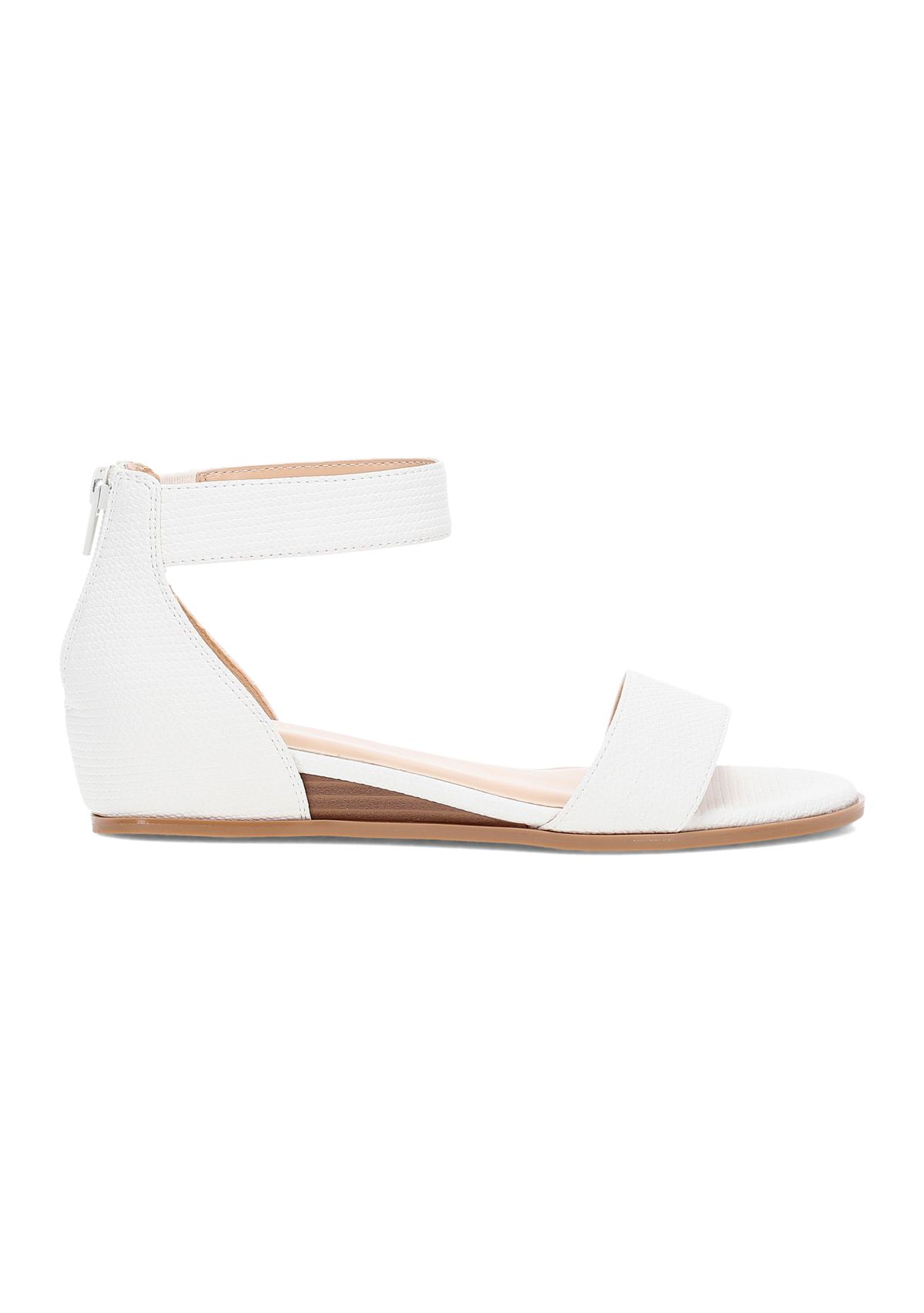 Nomie Flat Sandals