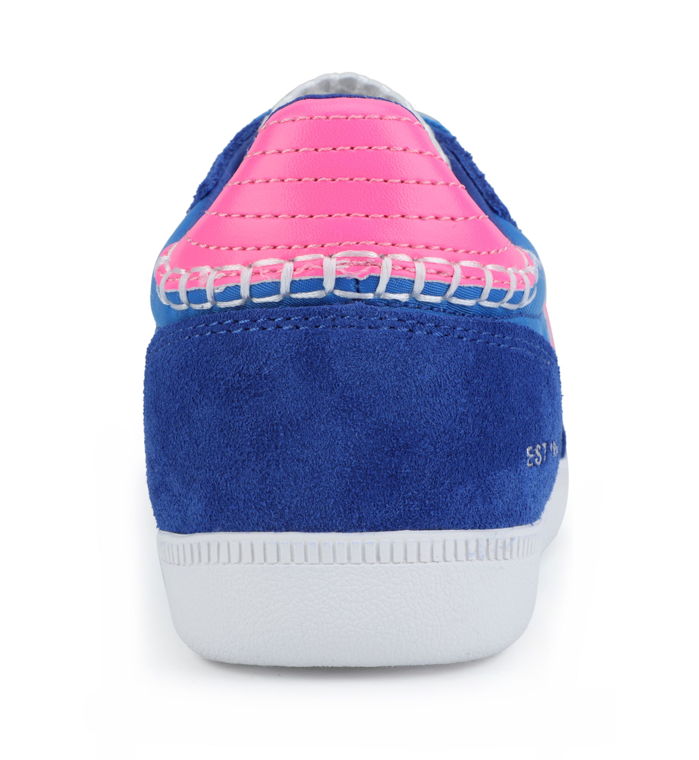 Crisp Sneakers