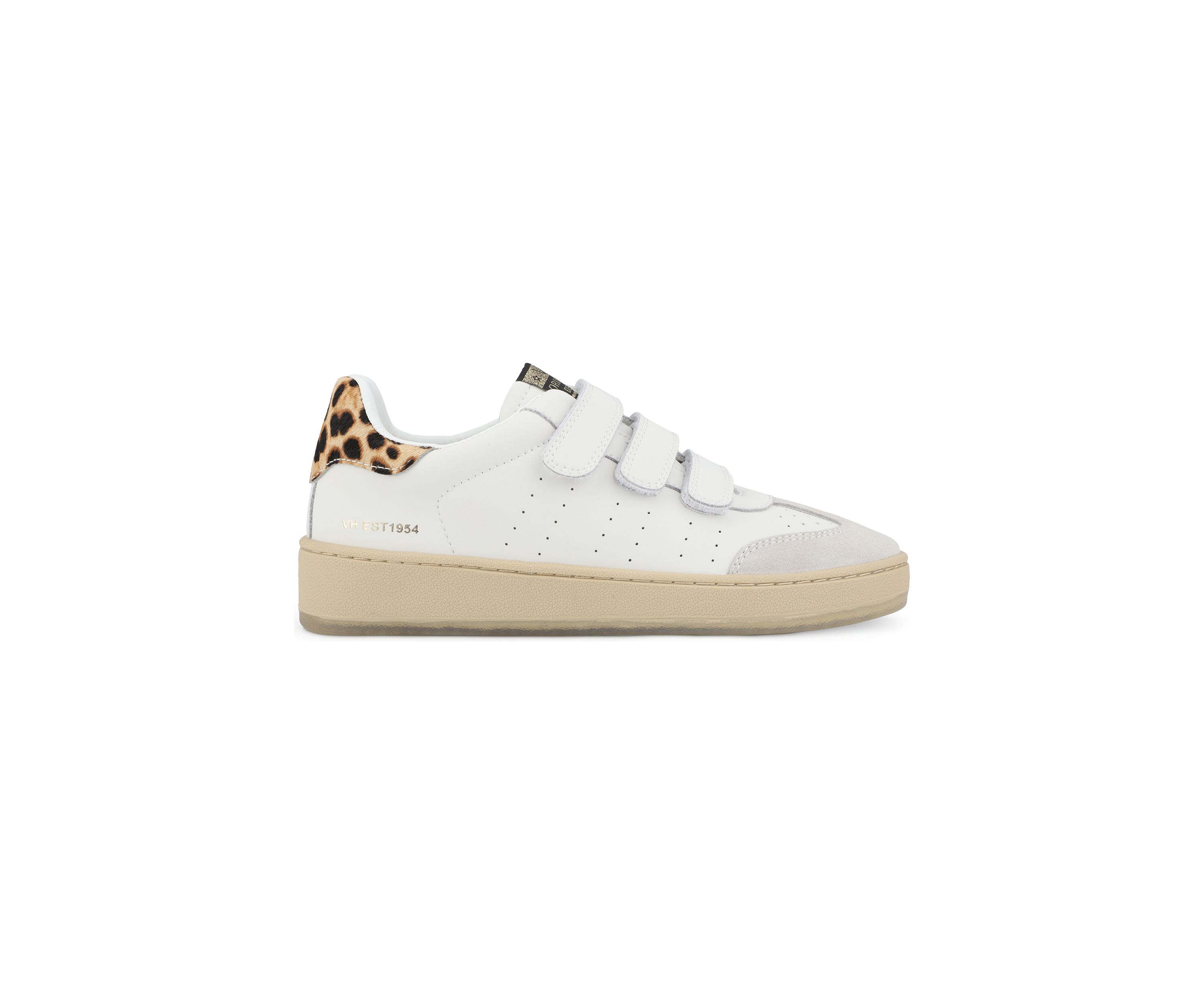 Ease Sneakers