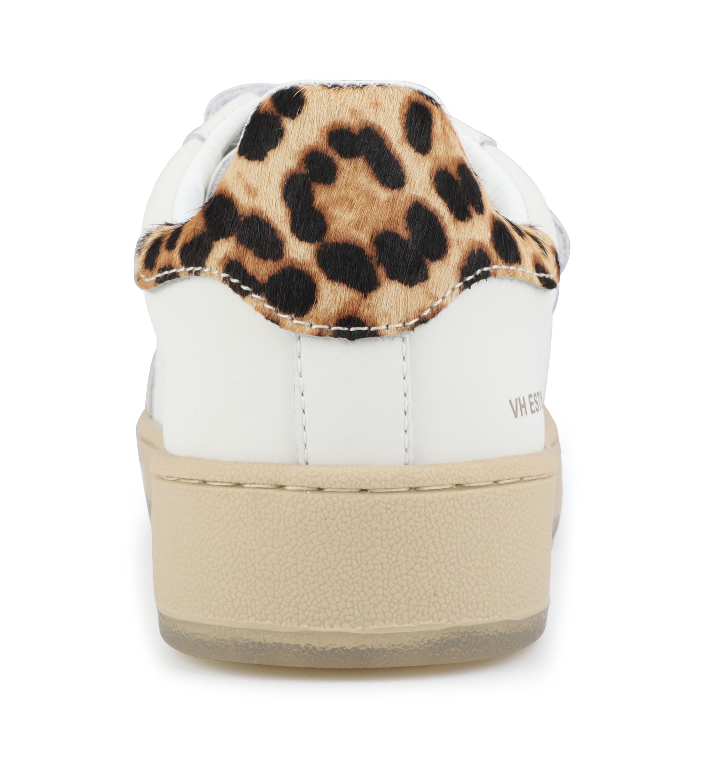 Ease Sneakers