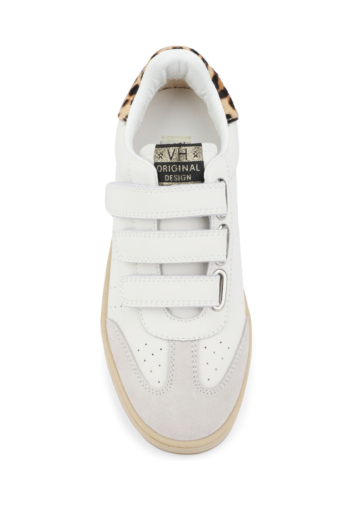 Ease Sneakers