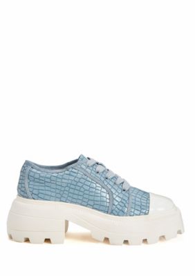 The Geli Solid Sneaker