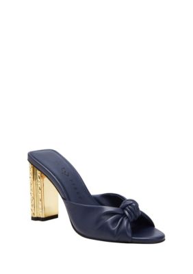 Giana patent leather on sale slingbacks by me too