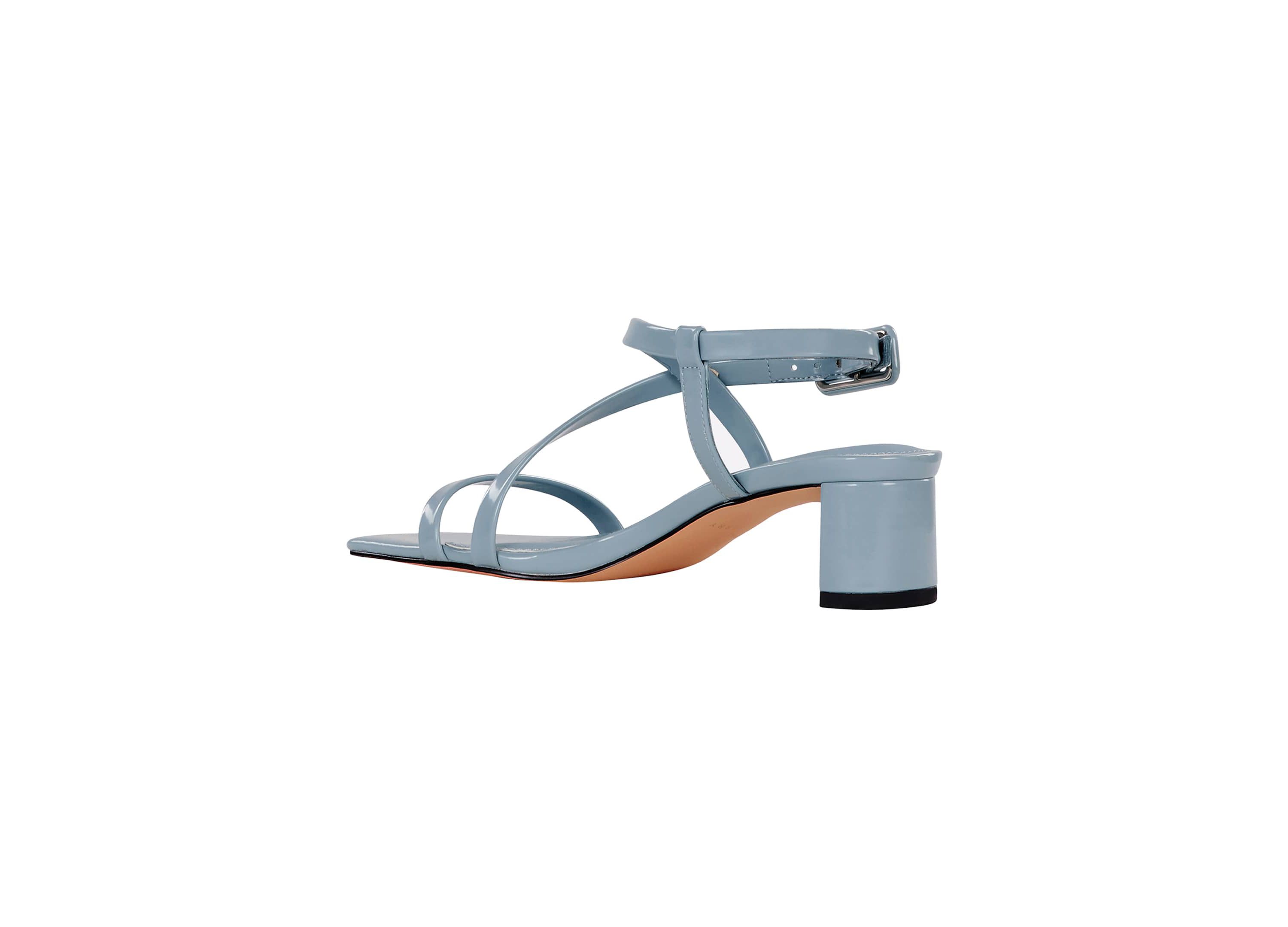 THE WANDERERING SANDAL