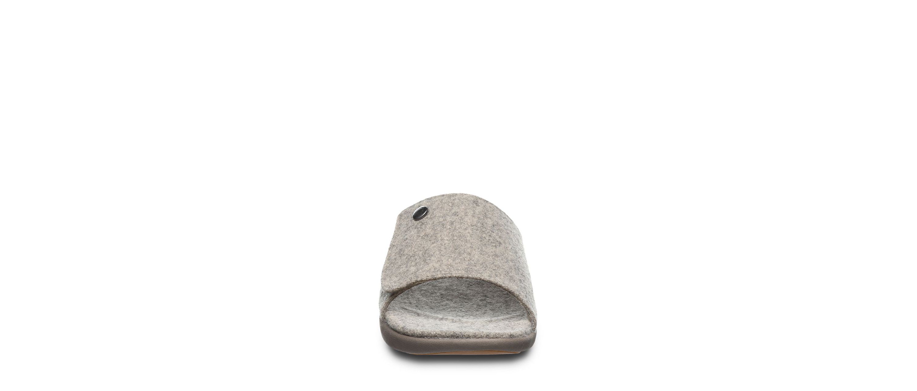 Den Indoor/Outdoor Slipper