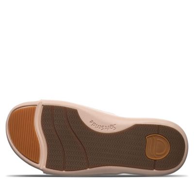 Den Indoor/Outdoor Slipper