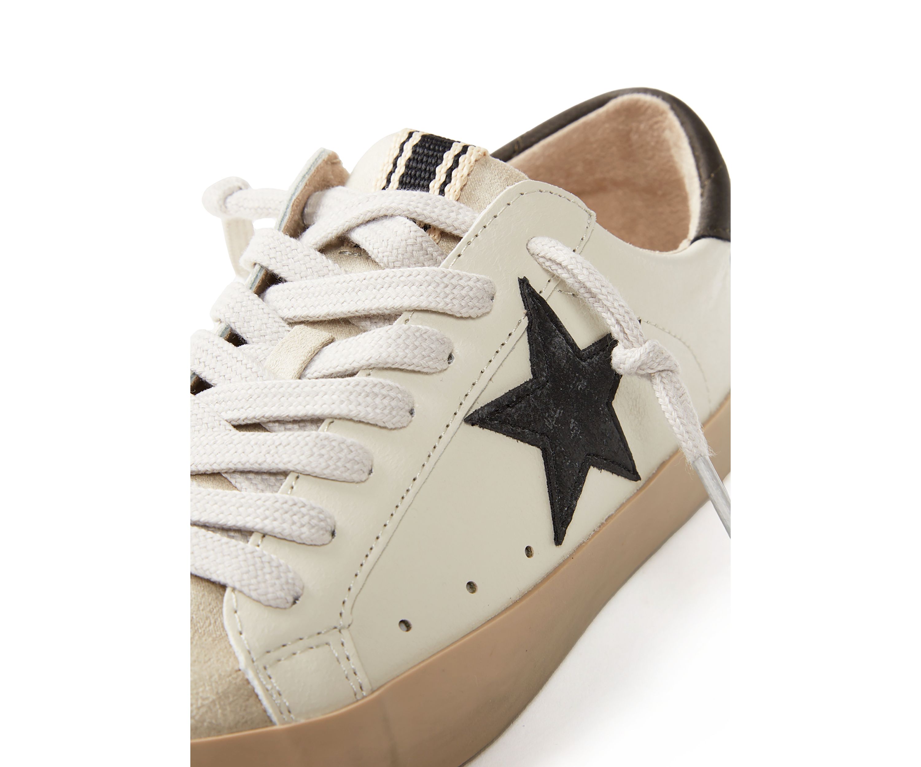 Paulette Sneakers