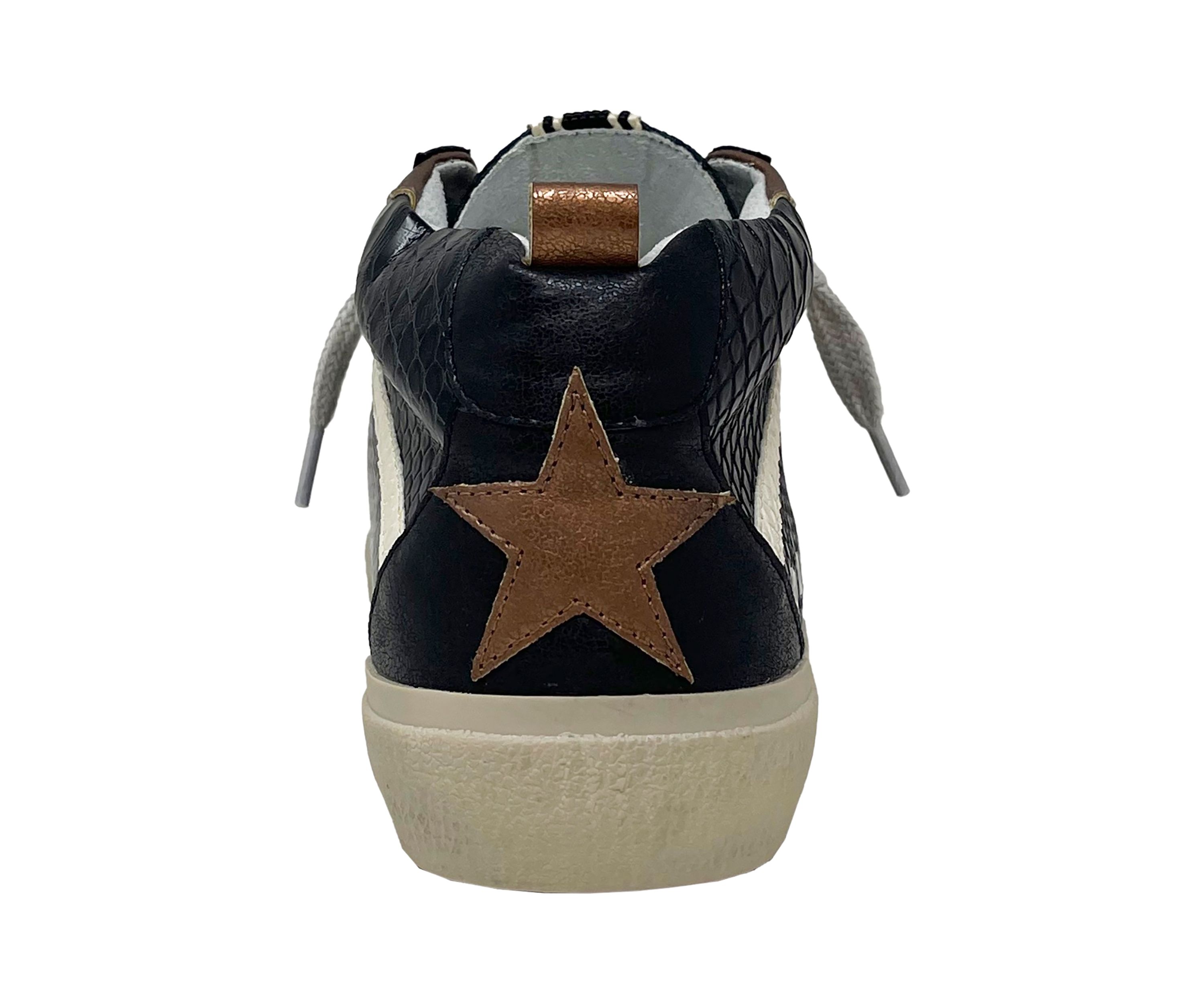 Riley Mid Top Sneakers