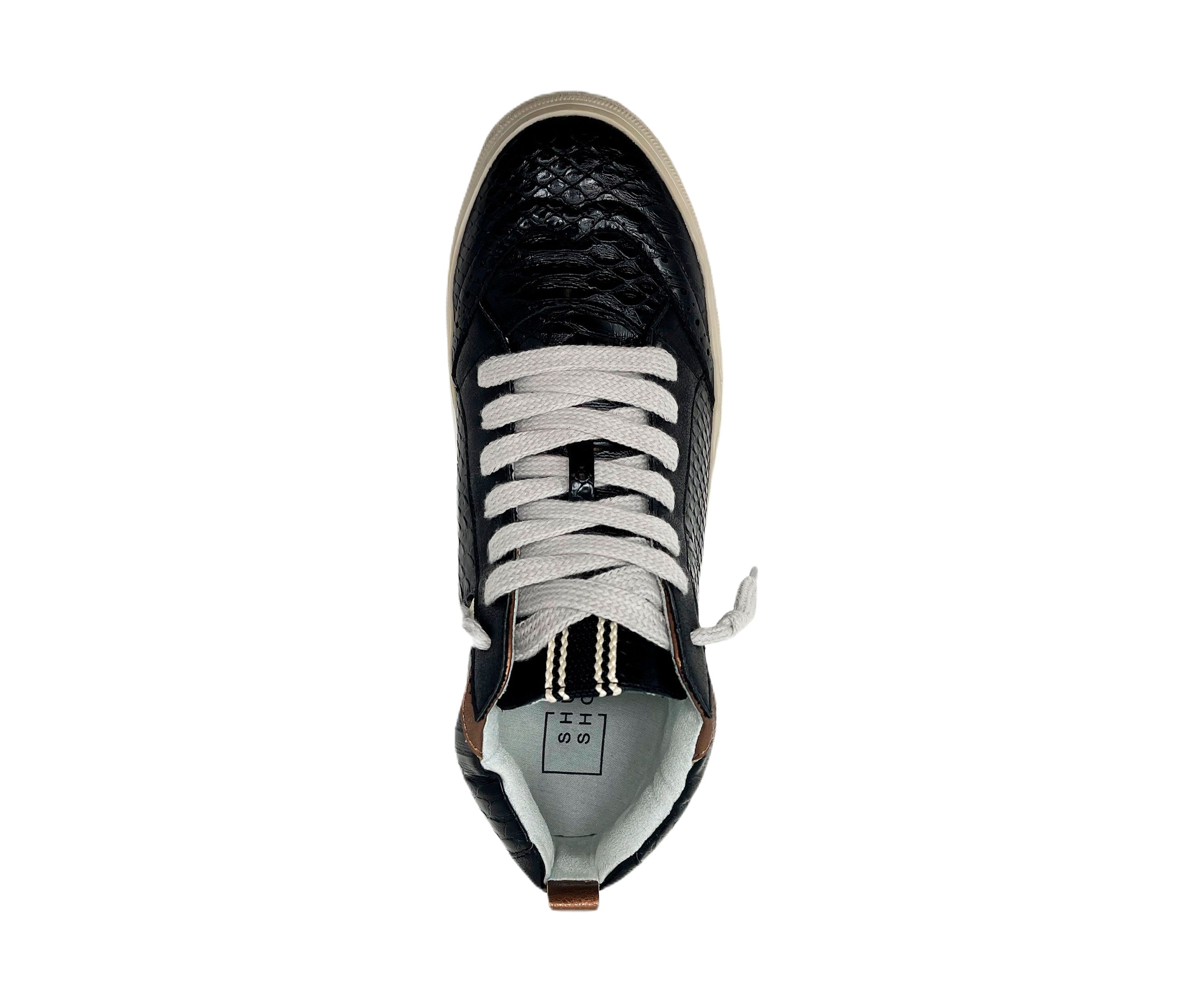 Riley Mid Top Sneakers