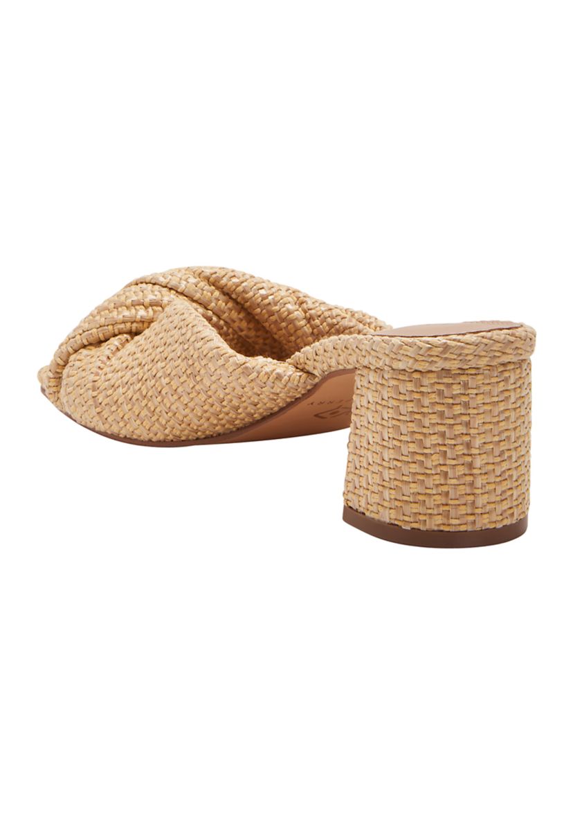 Tooliped Twisted Sandals