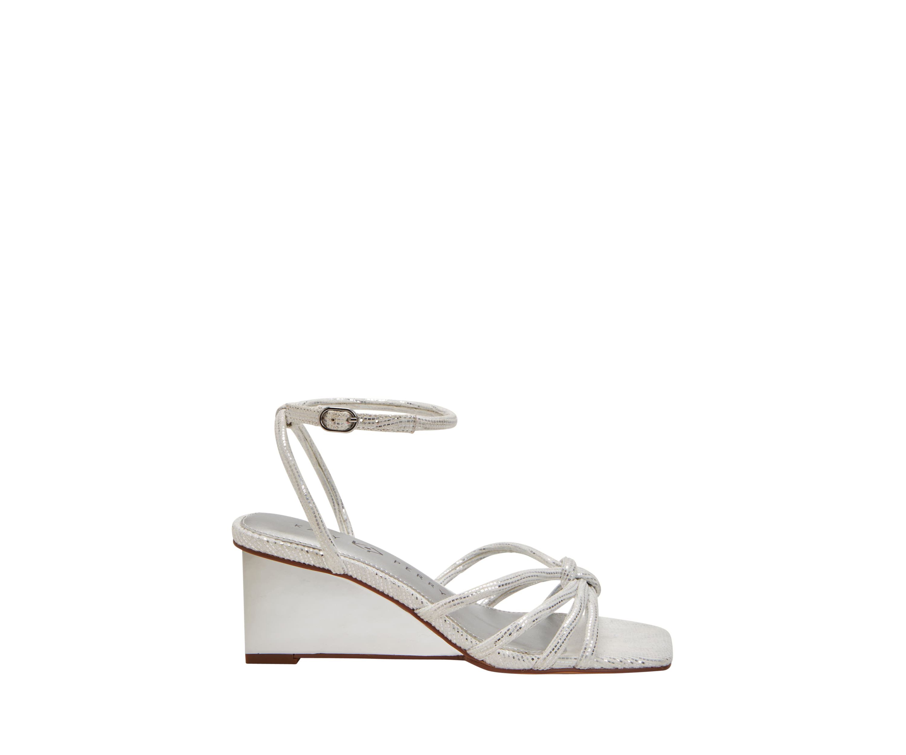 The Irisia Twisted Sandal
