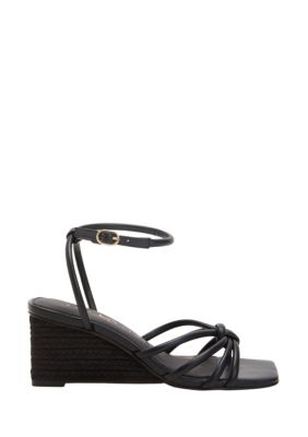 The Irisia Twisted Sandal