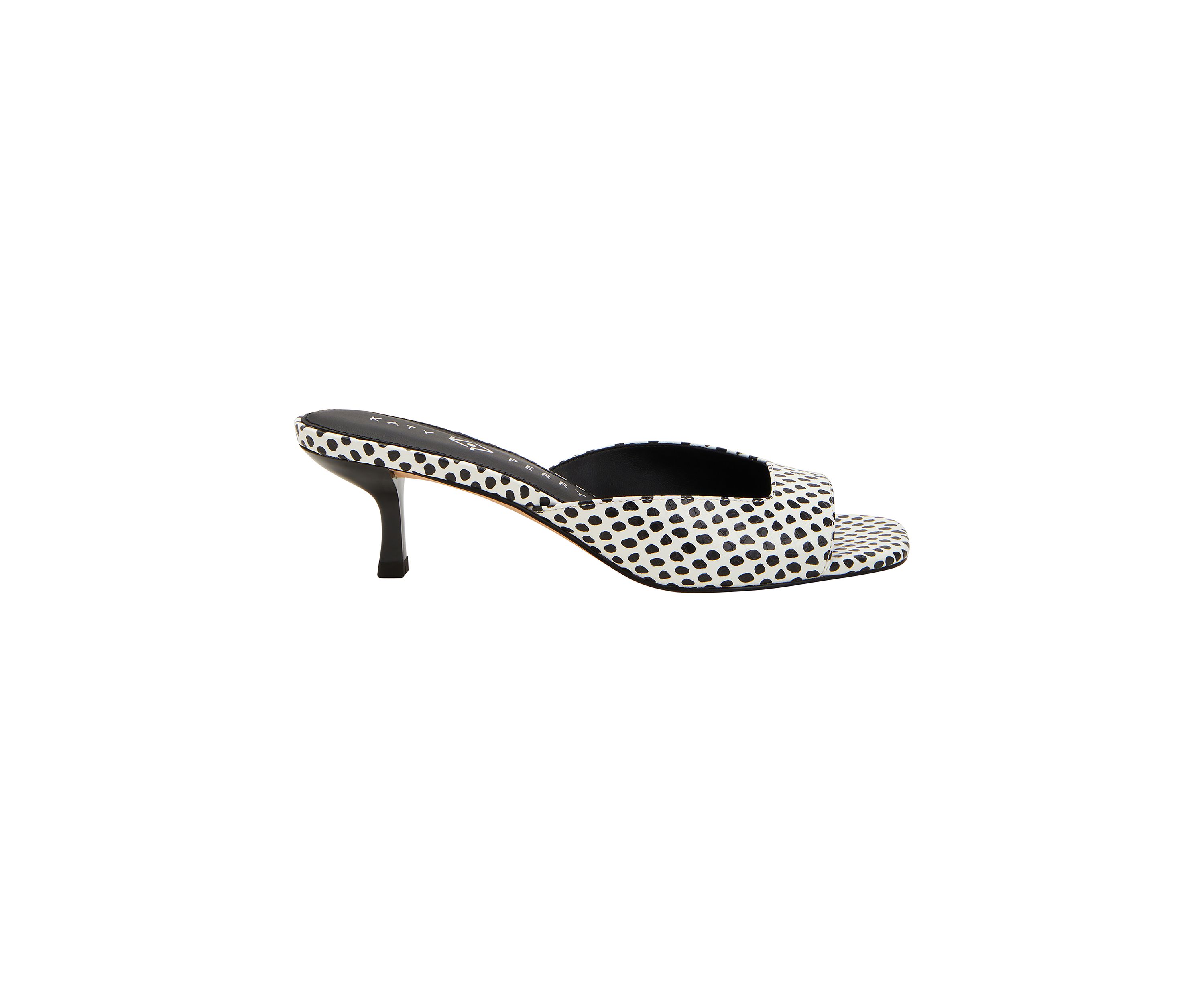 Ladie Low Heel Sandals