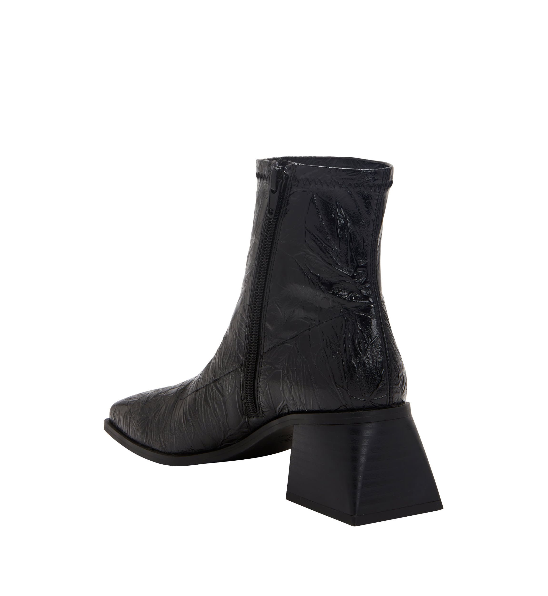 THE LOLETTE STRETCH ANKLE BOOT