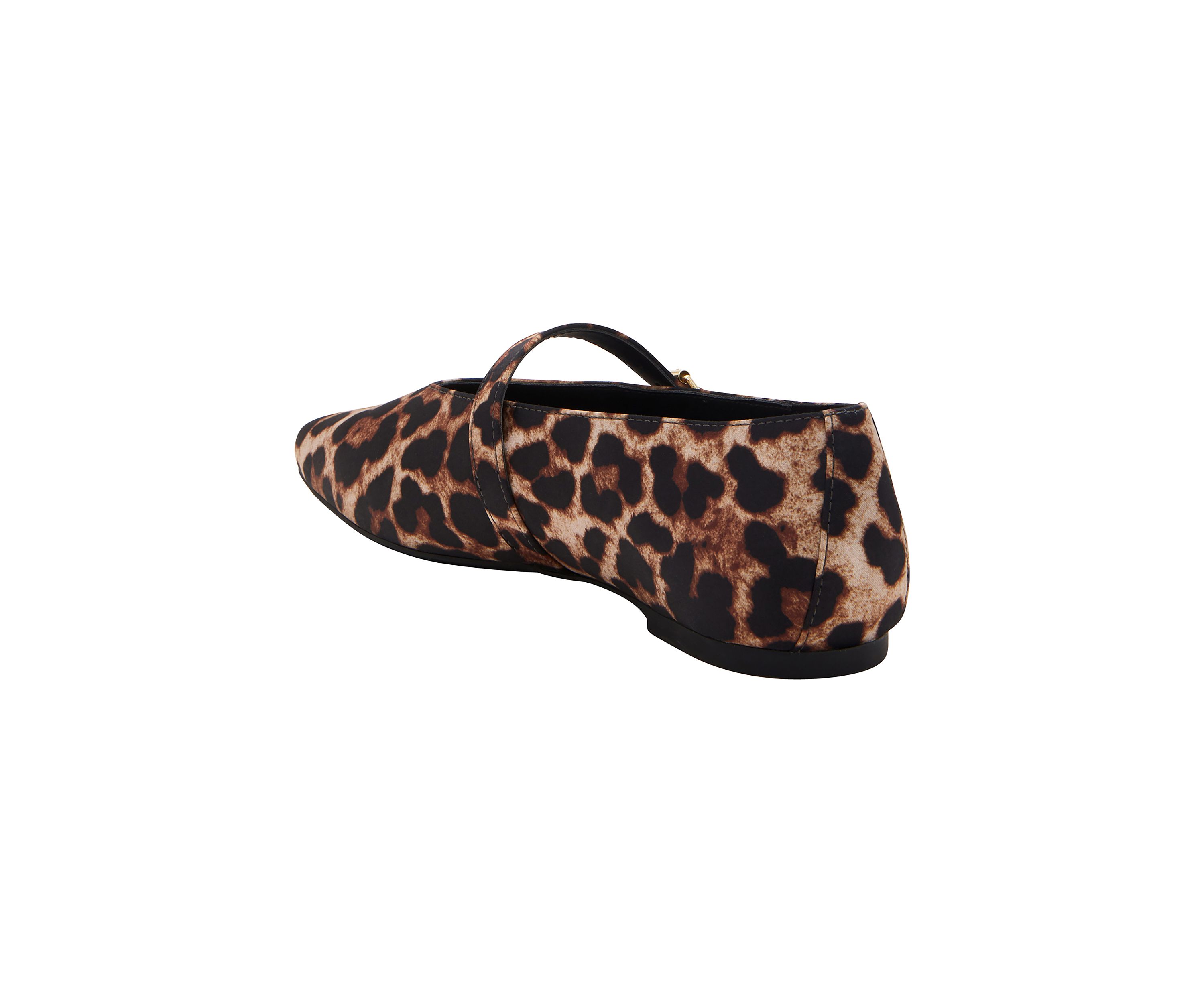 Evie Mary Jane Flats