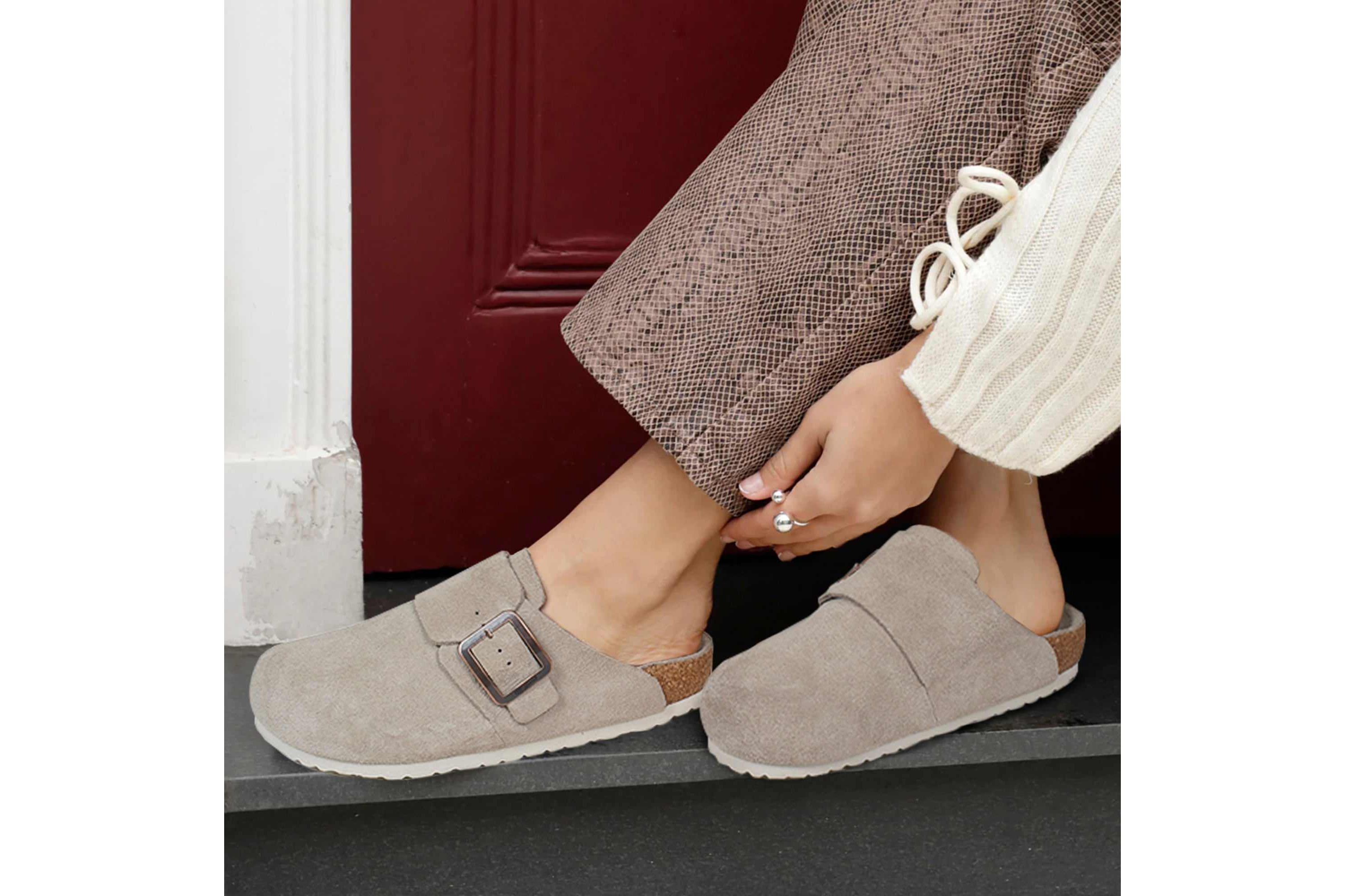 Aerothotic - Atlas Genuine Leather Clogs for Women with Arch Support