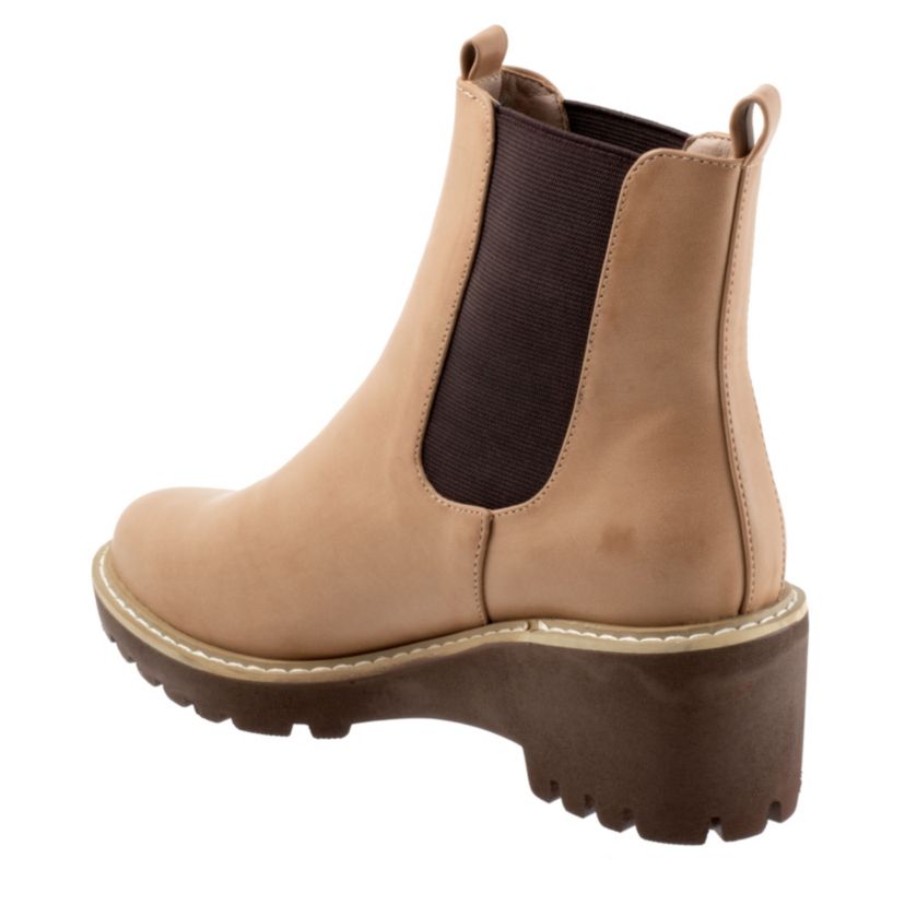 Ari Boot