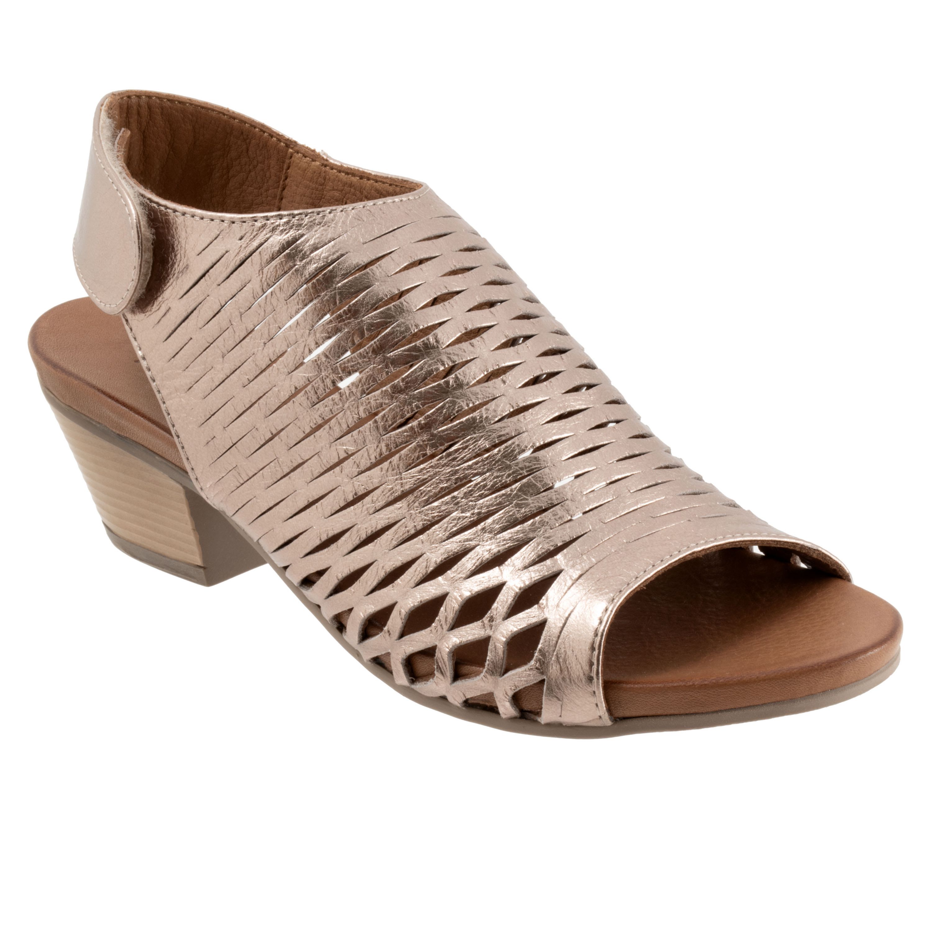 Lacey Sandal
