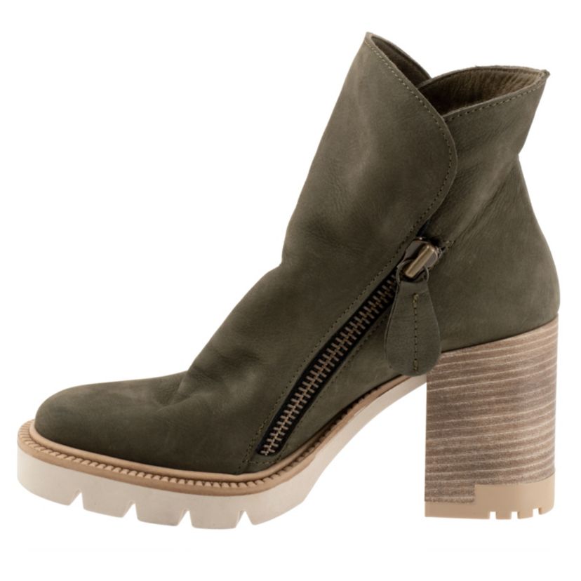 Elliott Boots
