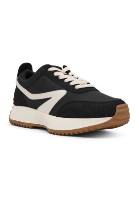 DV Dolce Vita Bynx Sneakers | Belk