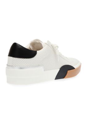 Hillow Sneakers