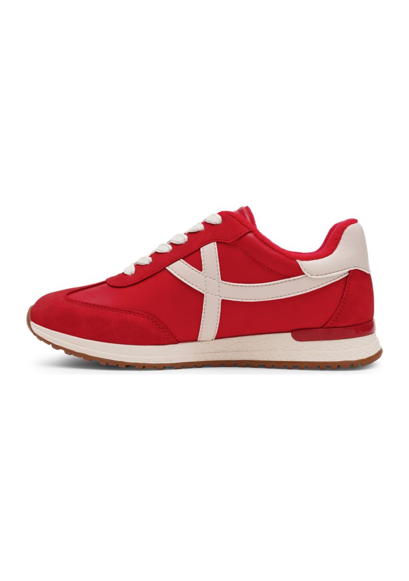 Joque Sneakers
