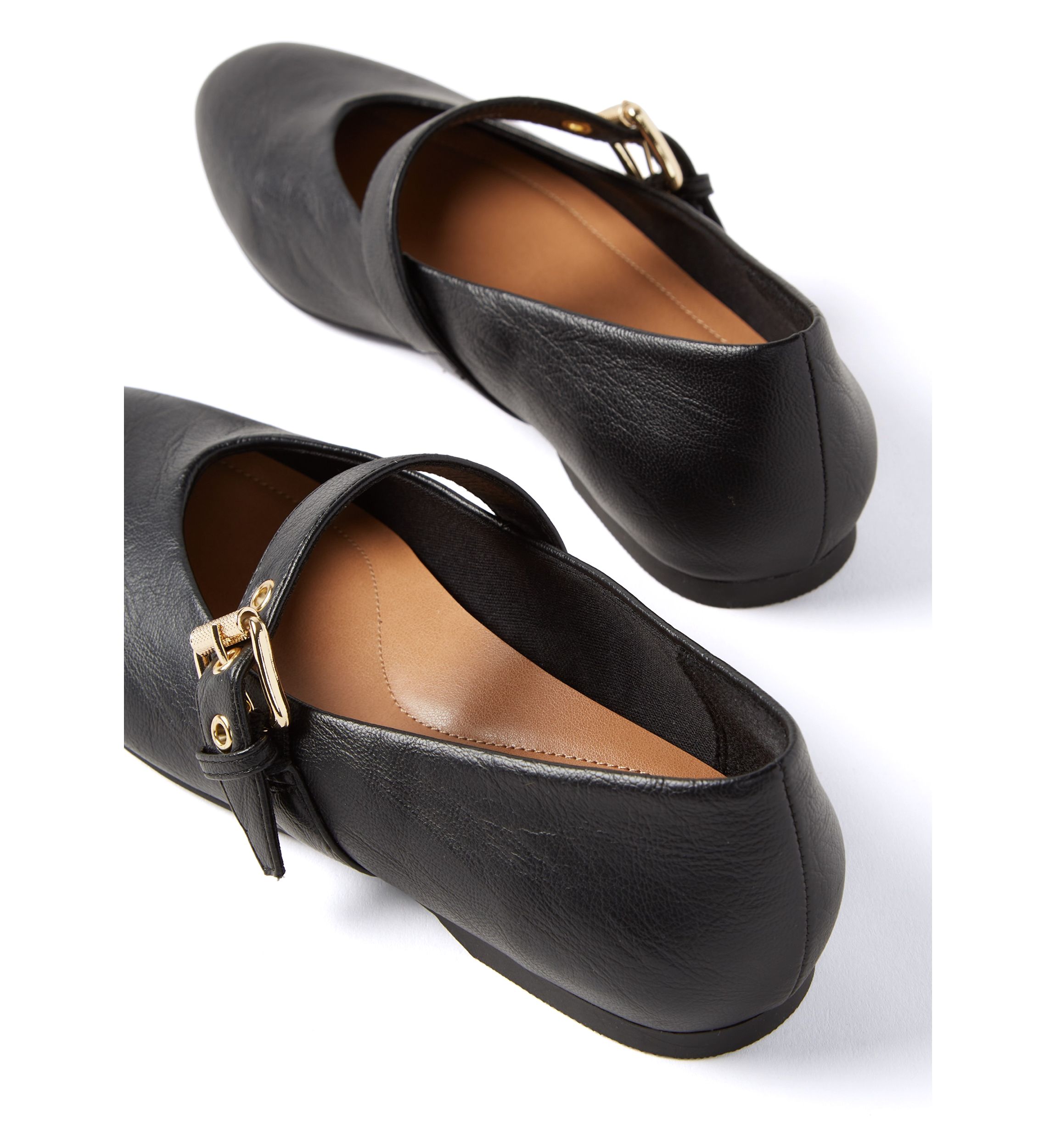 belk ladies flat dress shoes Women's Black Flats published_date:2024-11-11T17:03:37Z