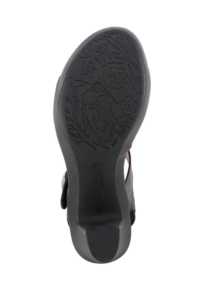 Della Sandals