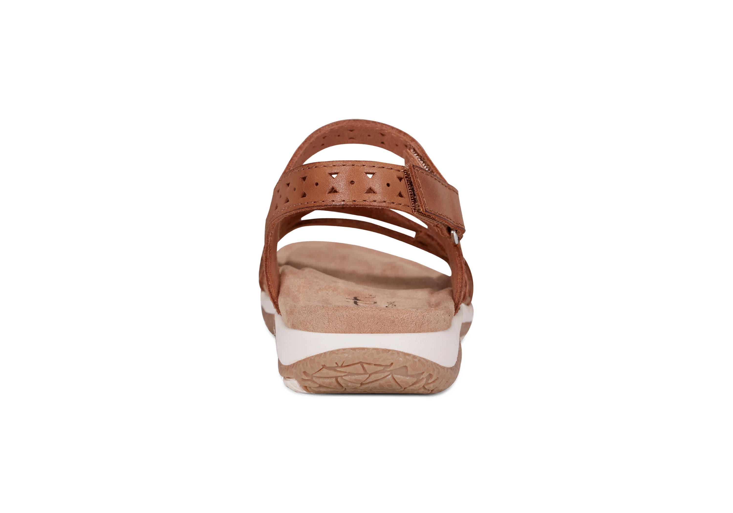 Seravi Strappy Round Toe Casual Sandals