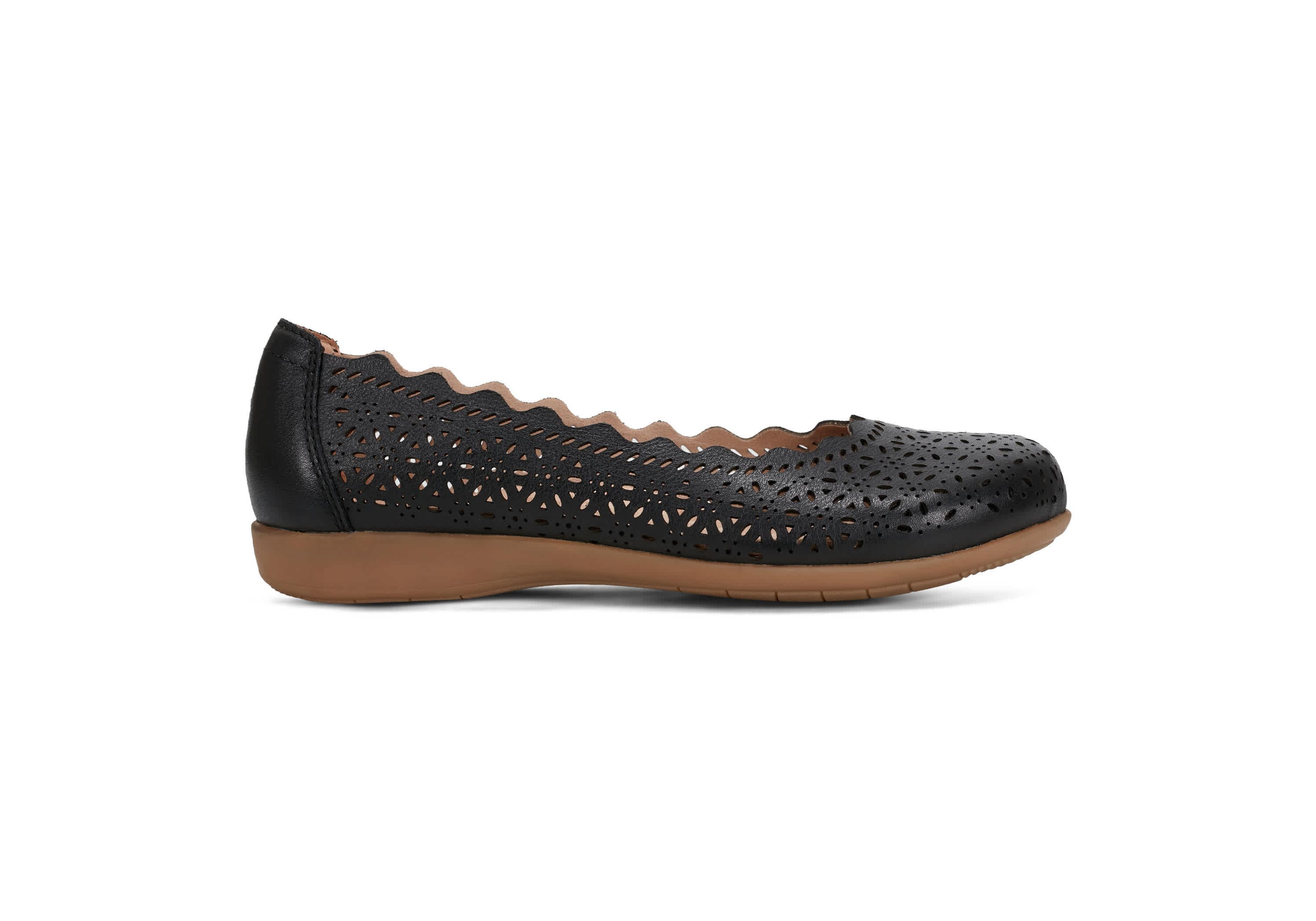 Bria Round Toe Casual Slip-on Ballet Flats