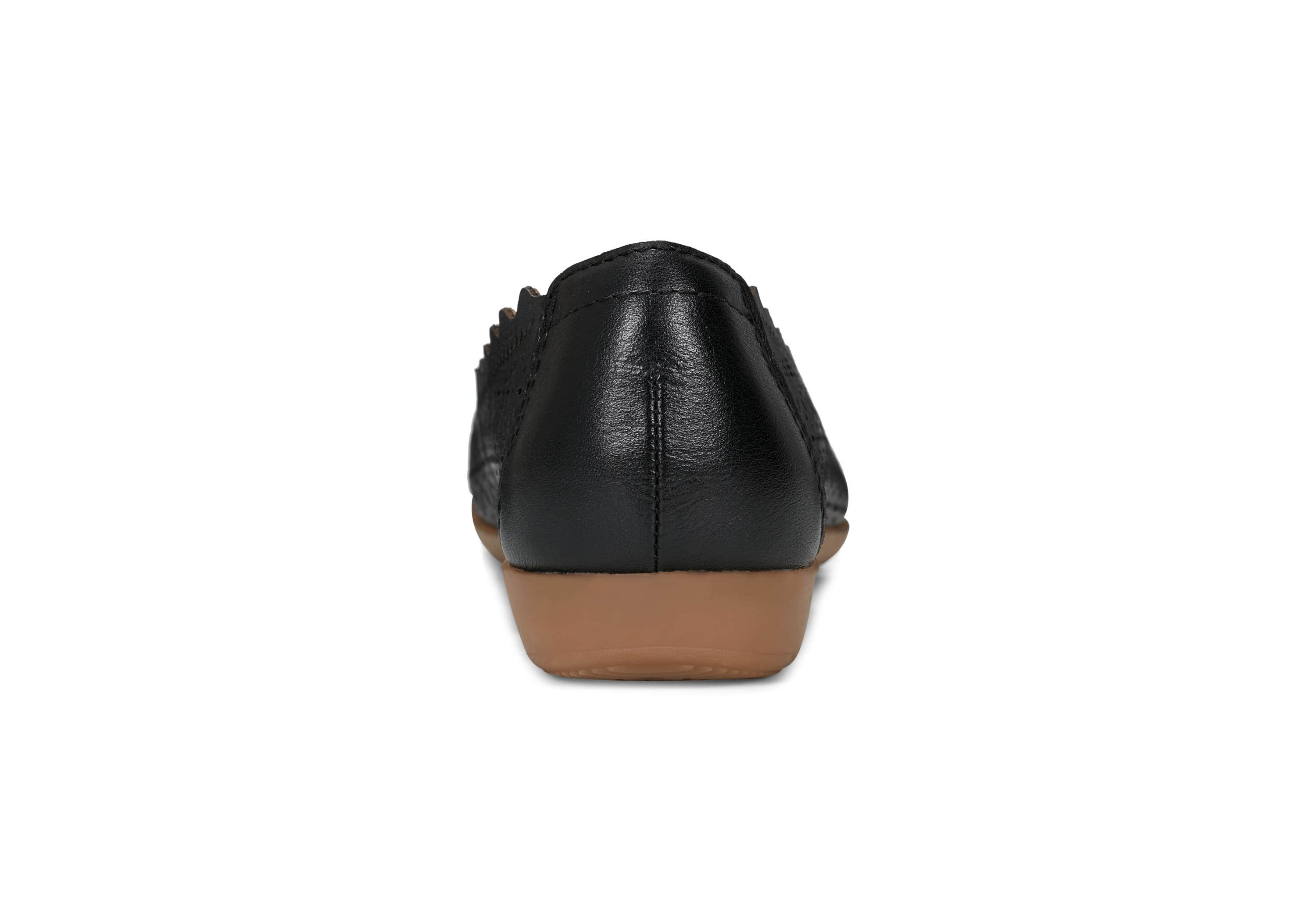 Bria Round Toe Casual Slip-on Ballet Flats
